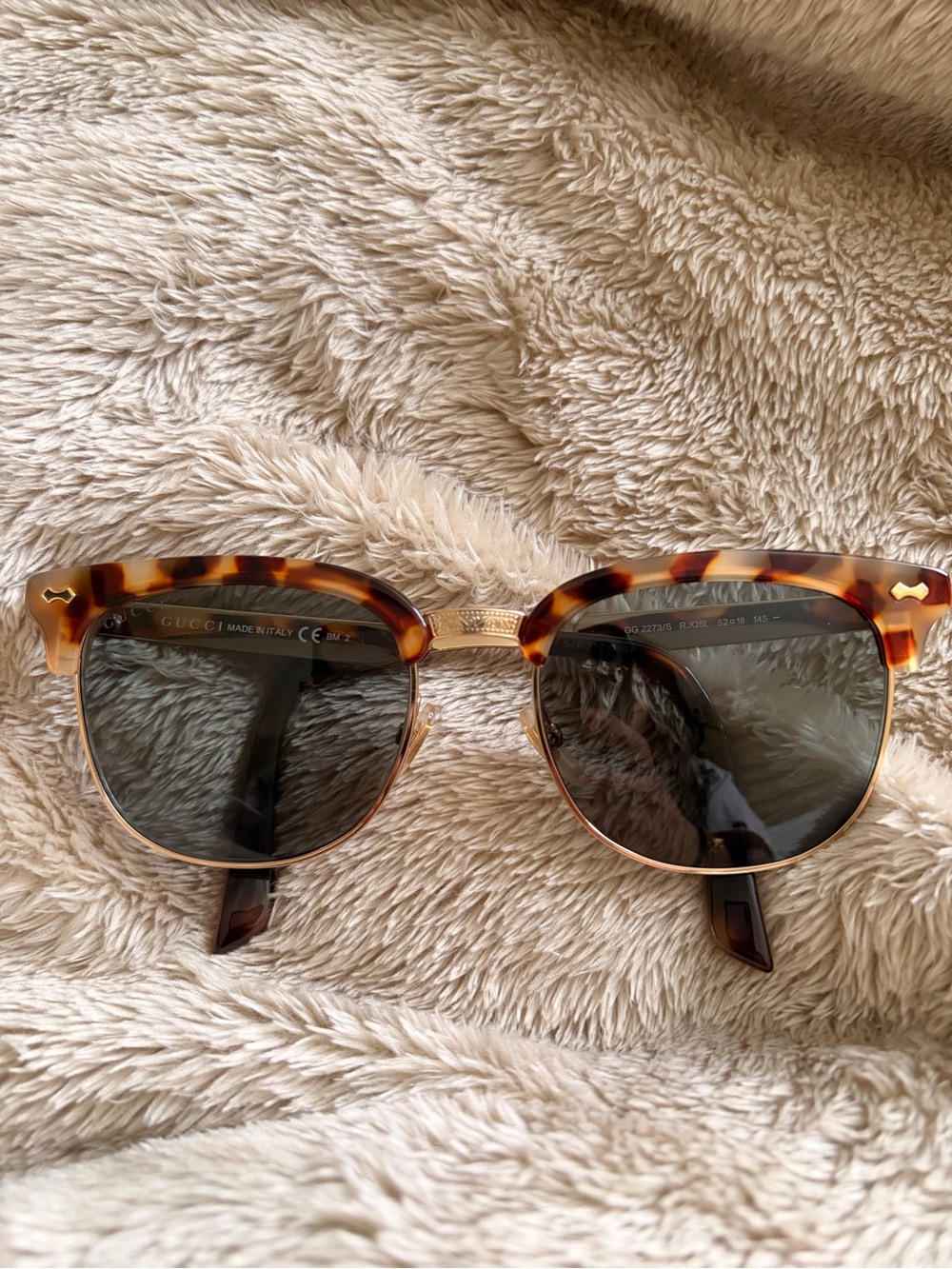 Gucci Tortoiseshell Frame Sunglasses with Gold Accents and Dark Lenses